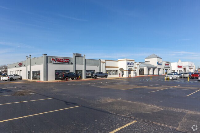 Airline Dr. in Bossier City has plenty of shopping and dining opportunities for people.