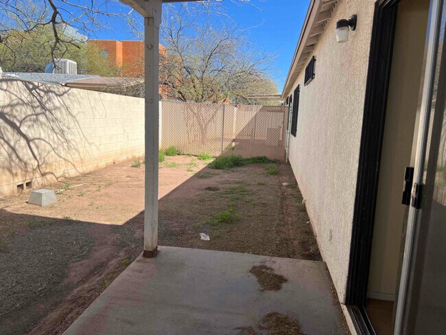 3430 N Fontana Ave unit 1, Tucson, AZ 85705 - photo 3