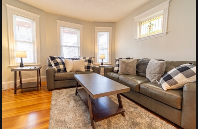 22 Dearborn St unit 2, Medford, MA 02155 - photo 5