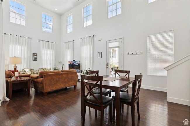 10606 S Redknife Dr, South Jordan, UT 84009 - photo 3