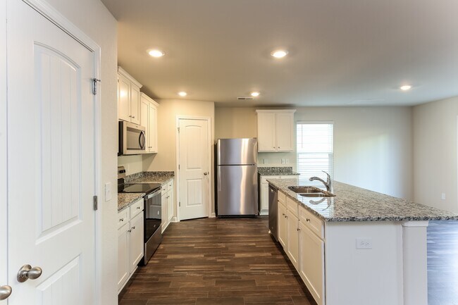 2153 Southlea Dr, Inman, SC 29349 - photo 7