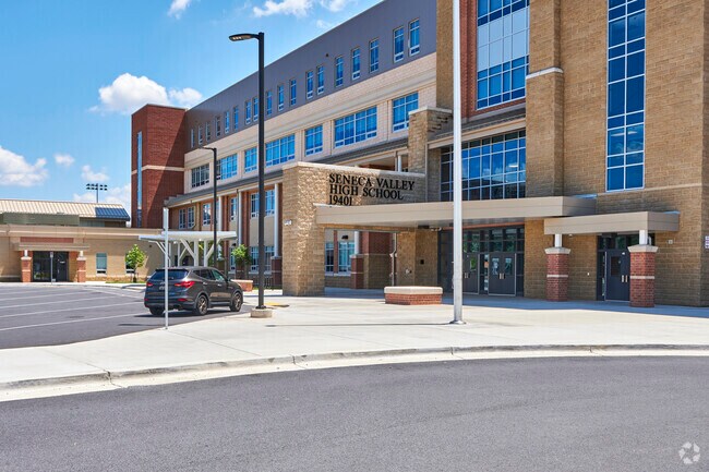 Seneca Valley High School teaches students in grades 9-12 in Germantown.