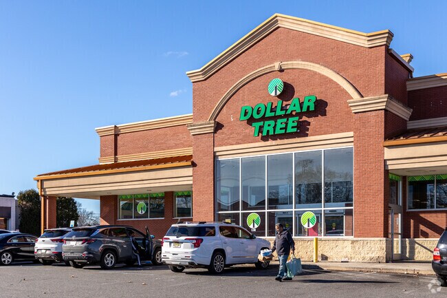 Dollar Tree on Westfield Avenue in Linden offers convenient shopping for everyday needs.