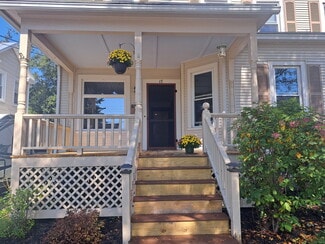 17 Kingsley Ave Unit 1, Rutland, VT 05701