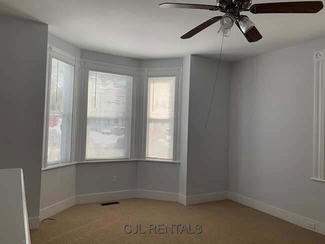 275 Crescent St unit 1, Waltham, MA 02453 - photo 3