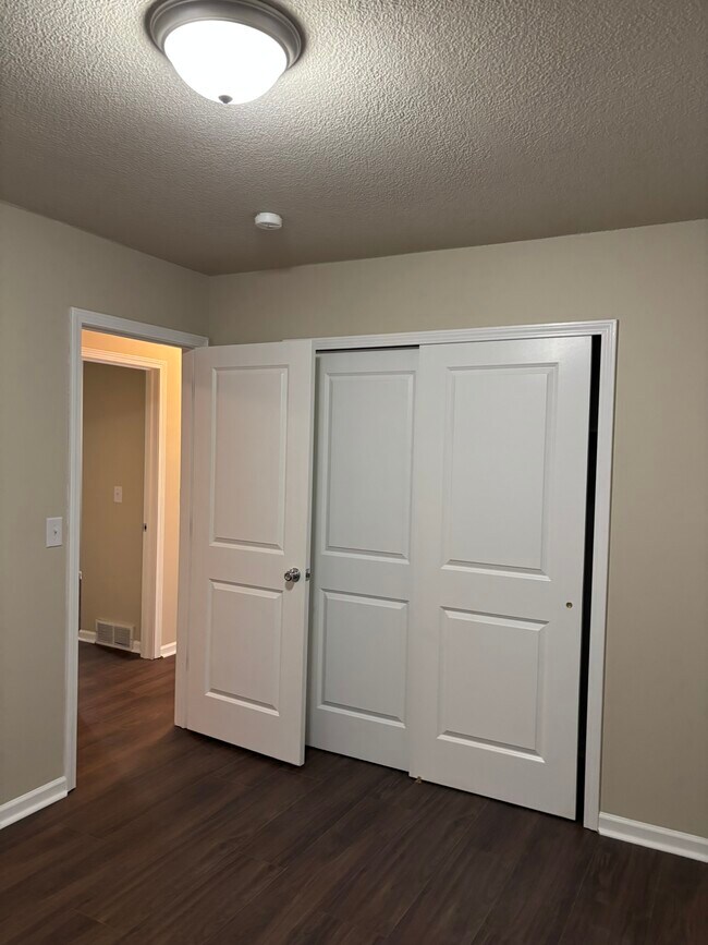 8599 E H Ave, Kalamazoo, MI 49048 - photo 6