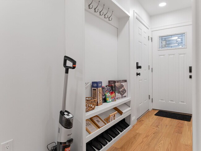 1 Central Square unit 3, Cambridge, MA 02139 - photo 3