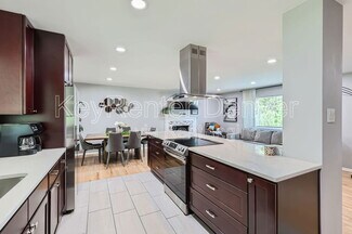 683 Dawson St, Aurora, CO 80011