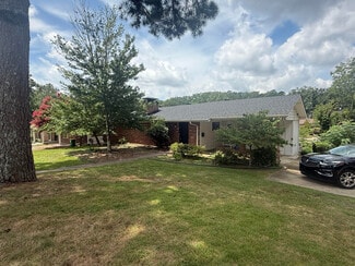 147 Jewell Rd, Little Rock, AR 72207