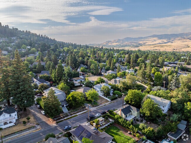 Mountain Ranch offers a quite and comfortable suburban life.