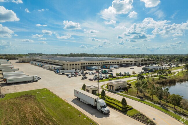 The Aldi Distribution Center is a major employer in the city of Royal Palm Beach.