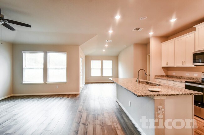 13523 Emerson Way, Saint Hedwig, TX 78152 - photo 5