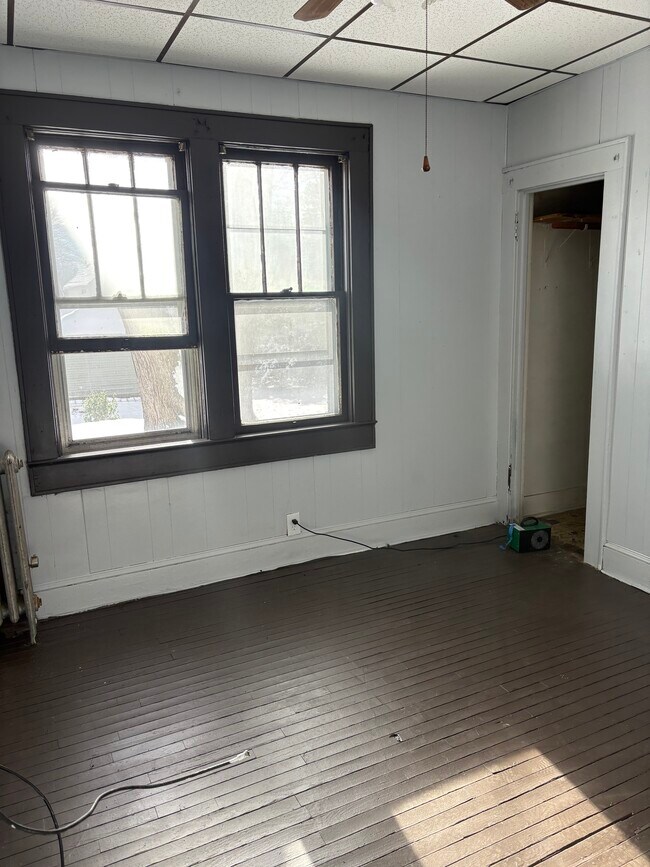 451 Oak St, Scranton, PA 18508 - photo 5