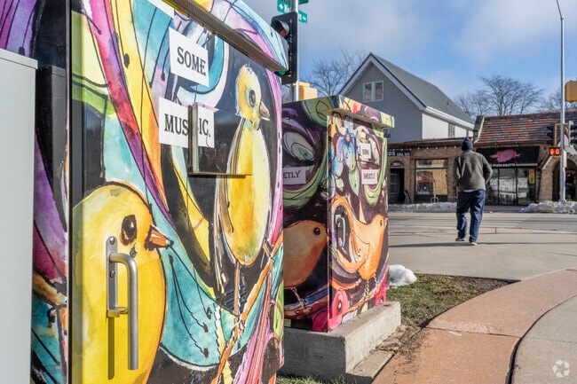 Vilas has a vibrant arts culture, as evidenced by its many arts and crafts shops.