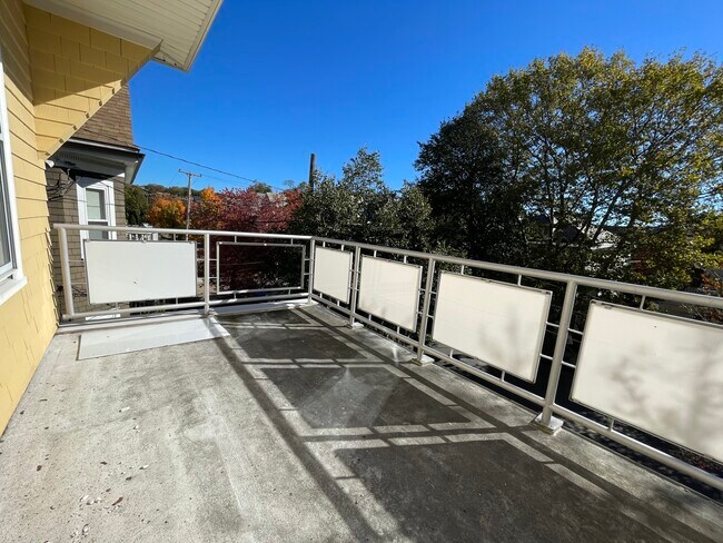 10 Packard Ave unit 10 Parckard Ave Unit, Somerville, MA 02144 - photo 7