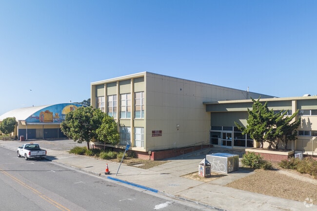 The Richmond City Recreation Complex is a huge amenity for the Pullman neighborhood.