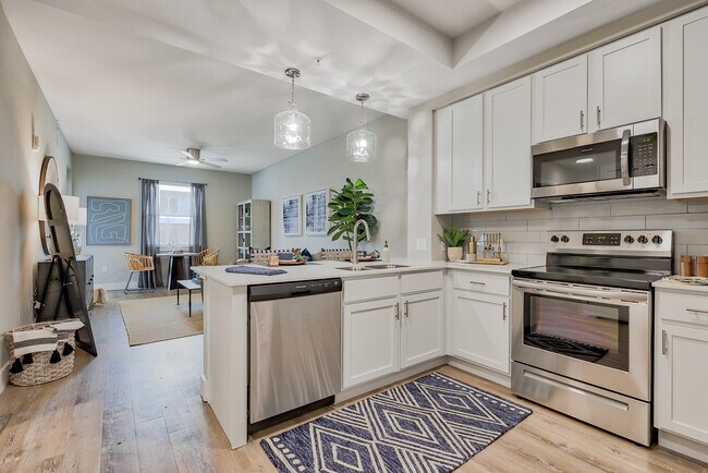 Charlotte Commons, Port Charlotte, FL 33954 - photo 2