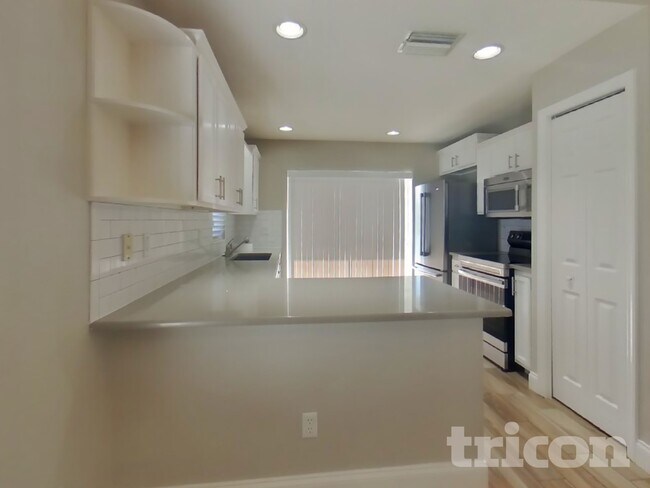 10123 41st Ct E, Parrish, FL 34219 - photo 5