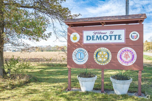 DeMotte is a town located in Keener Township, Jasper County, in the state of Indiana.