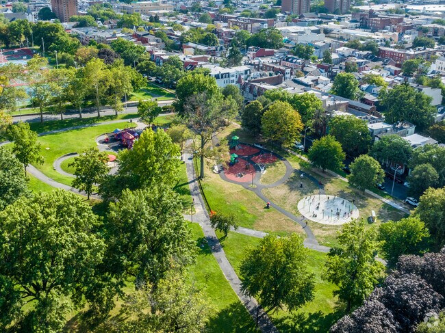 Outlet Area has beautiful trails and large playgrounds for your children.