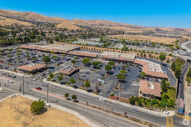 Oak Hills Shopping Center is centrally located within the Vista Del Mar neighborhood.