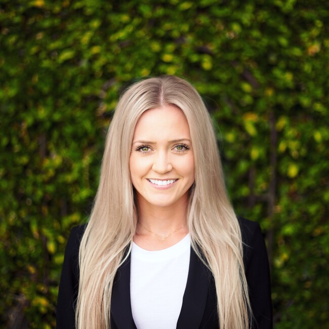 Agent Photo