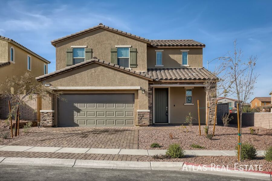 637 Loyalty Ct, Henderson, NV 89011 - photo 1