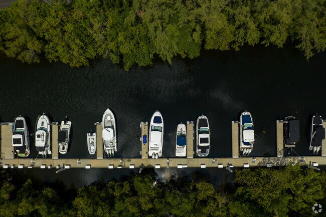 Williams Island welcomes boat enthusiasts to the neighborhood.