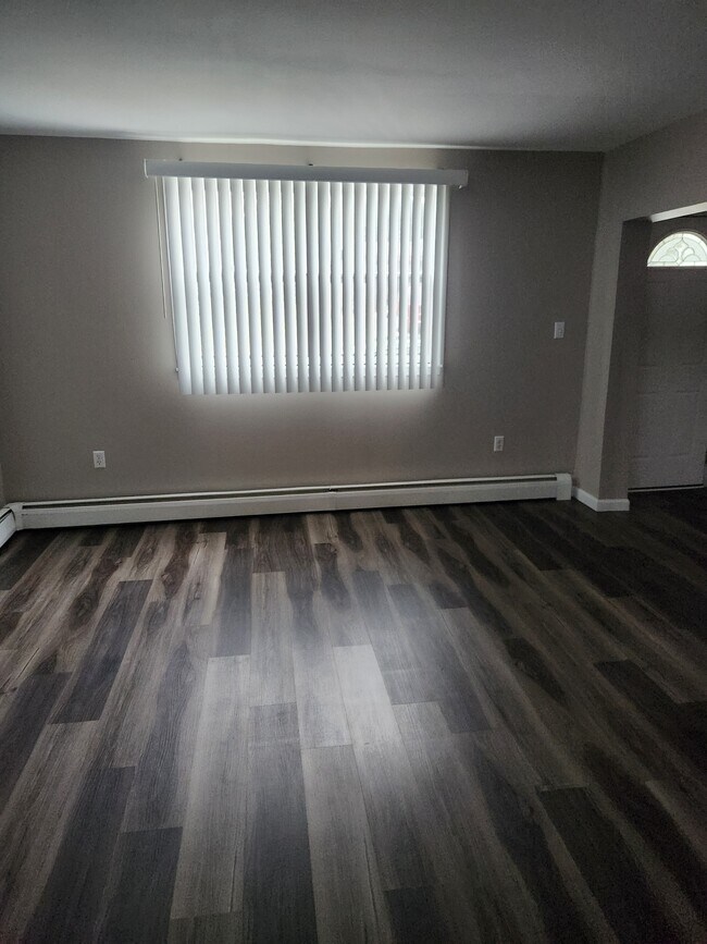 27 E Coal St unit 27 EAST COAL STREET, Yatesville, PA 18640 - photo 4