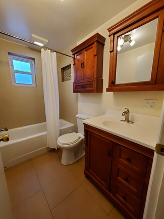 164 Mount Lebanon Blvd, Mt Lebanon, PA 15228
