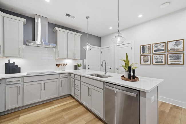 Village at Virginia Center - Condos unit A, Glen Allen, VA 23059 - photo 6