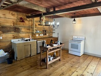 106 Wheelock Ave, Millbury, MA 01527