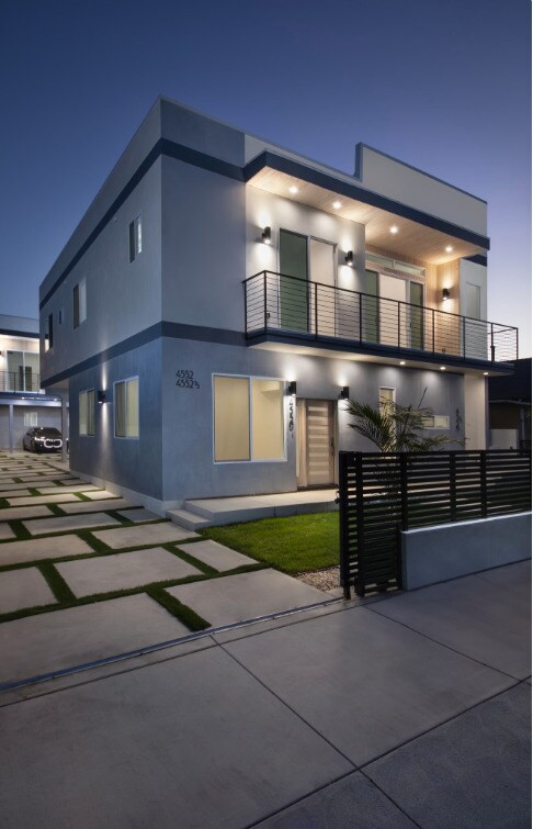 4550 W 18th St, Los Angeles, CA 90019