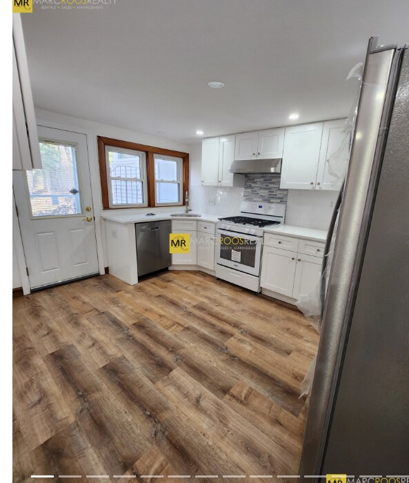 4 Centre Ln Unit T, Boston, MA 02132