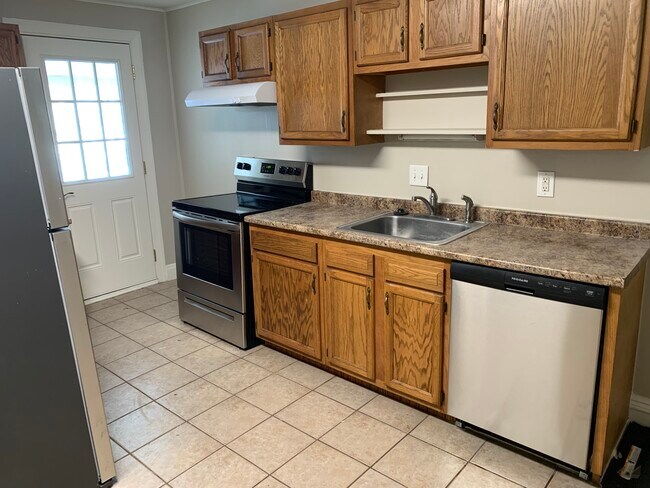 8 Hillside Ave unit 10, Mohnton, PA 19540 - photo 6