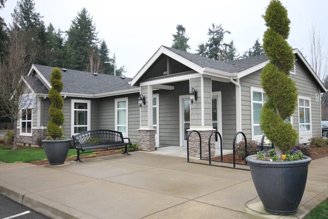 Hawks Point Apartments, Salem, OR 97303 - photo 2