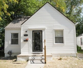 12038 Lauder St, Detroit, MI 48227