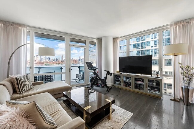 The Edge North unit 10M, Brooklyn, NY 11249 - photo 4