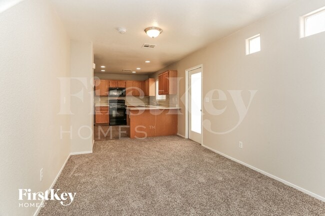 5260 Paradise Valley Ave, Las Vegas, NV 89156 - photo 2