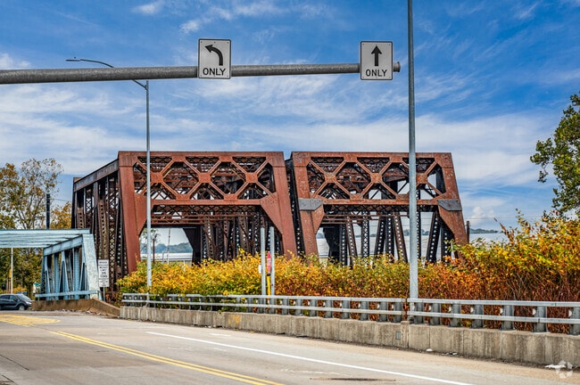 Pittsburgh neighborhood of Esplen is no stranger to bridges for cars and trains.