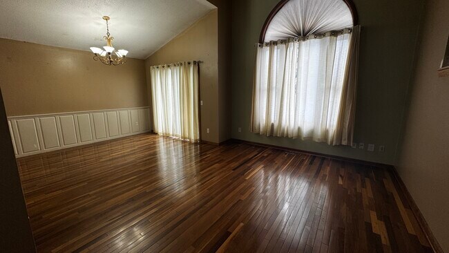 8700 Loch Lomond Blvd, Brooklyn Park, MN 55443 - photo 6