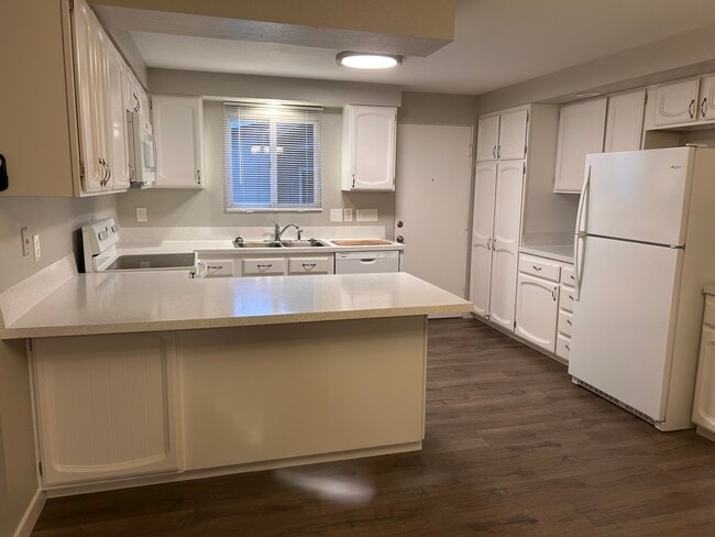 9205 W Albany Ave, Boise, ID 83704 - photo 3