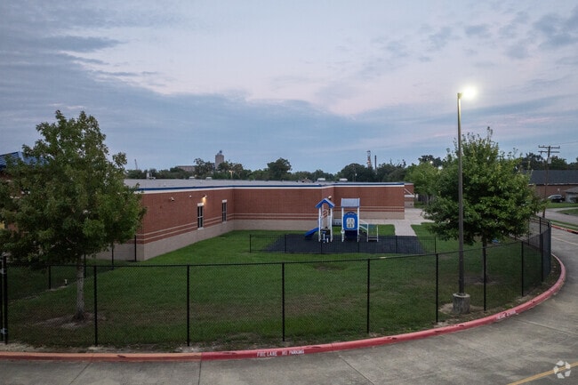 Charlton-Pollard Elementary School offers students a nourishing environment.