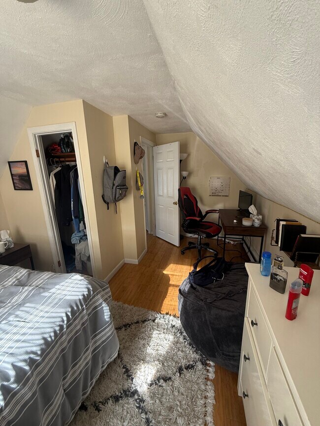 34 Pratt St unit 2, Allston, MA 02134 - photo 4