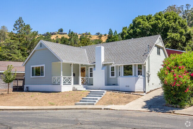 Many Fairfax homes have a traditional feeling.