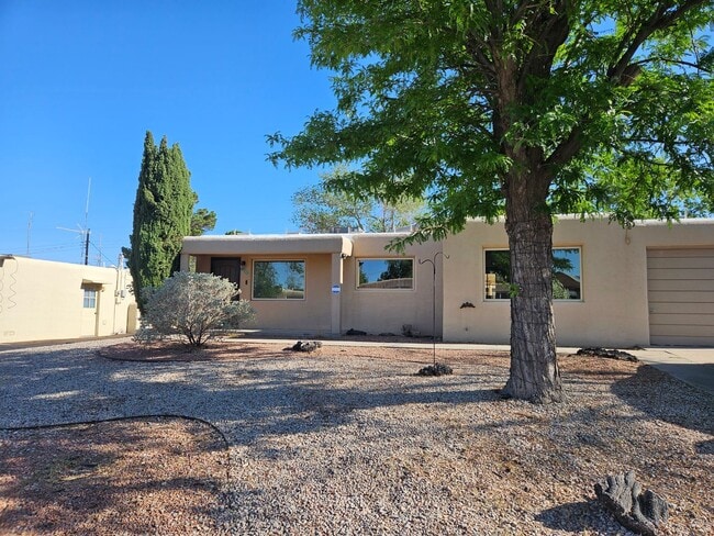 2005 Snow Dr, Alamogordo, NM 88310 - photo 2