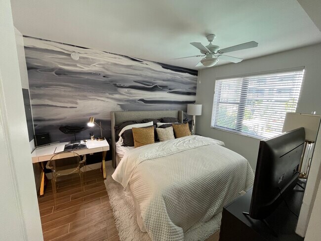 2131 NE 167th St unit A1, North Miami Beach, FL 33162 - photo 6