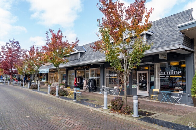 Many shops and restaurants are located along the main corridor in Downtown Kirkland.