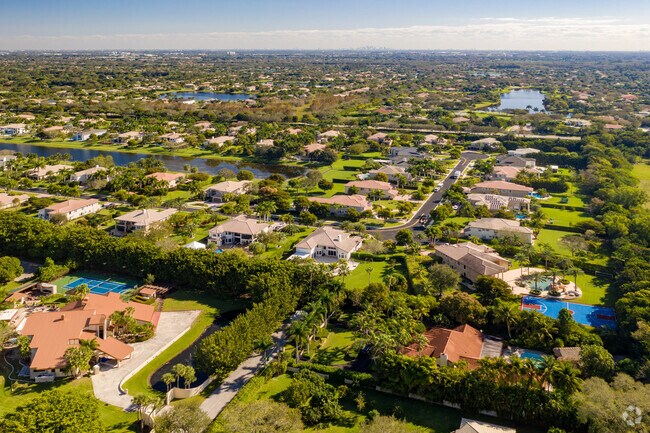 The Robbins Park neighborhood is full of beautiful scenery and landscapes.