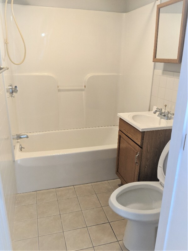 408 E Merrimack St unit 6, Lowell, MA 01852 - photo 7